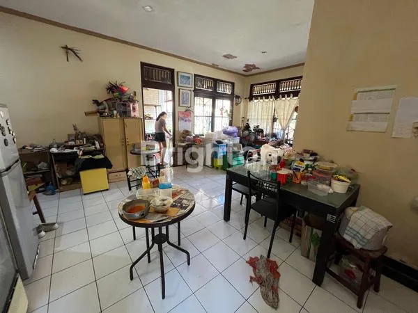 image RUMAH LUAS ONE GATE SYSTEM DI JIMBARAN (5)