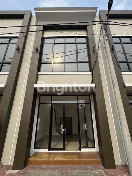 RUKO 2 LANTAI LOKASI BOULEVARD UTAMA ARYANA KARAWACI