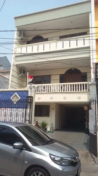 image RUMAH PLUIT 3 LANTAI STRATEGIS JAKARTA UTARA  (2)