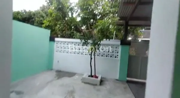 image RUMAH BERSIH DEKAT JALAN ARTERI PORONG (6)