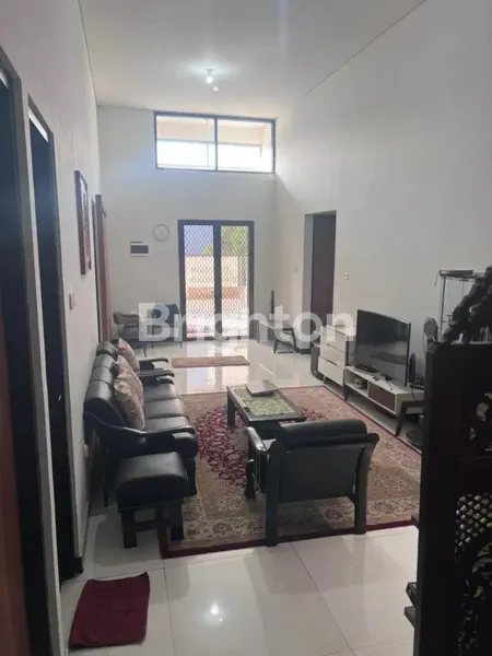 image RUMAH RUNGKUT SIAP HUNI DEKAT KAMPUS UBAYA (3)