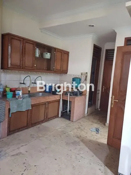 image RUMAH PUAN TIMUR KELAPA GADING SIAP HUNI (3)