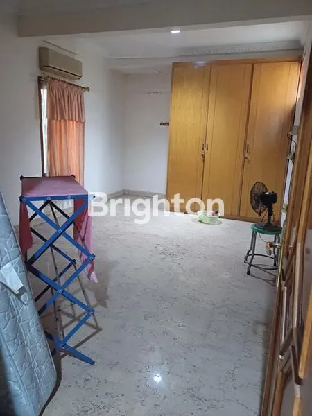 image RUMAH PUAN TIMUR KELAPA GADING SIAP HUNI (4)