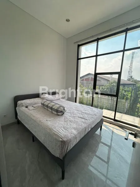 image RUMAH MINIMALIS MODERN 2 LANTAI 0 KM KE TOL BORR OCBD BOGOR (5)
