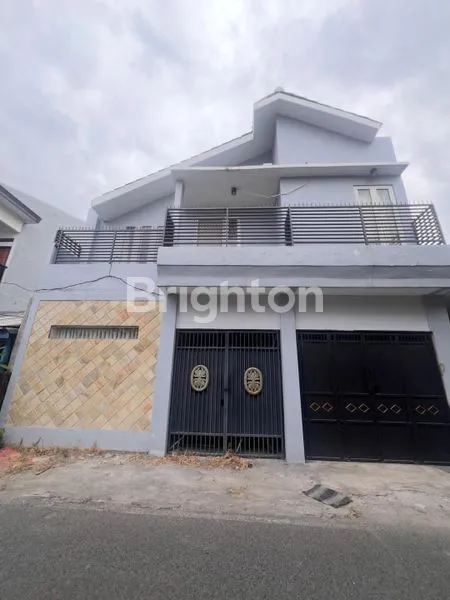 image RUMAH SIAP HUNI 2 LANTAI SEMI FURNISHED, SURABAYA BARAT  (1)