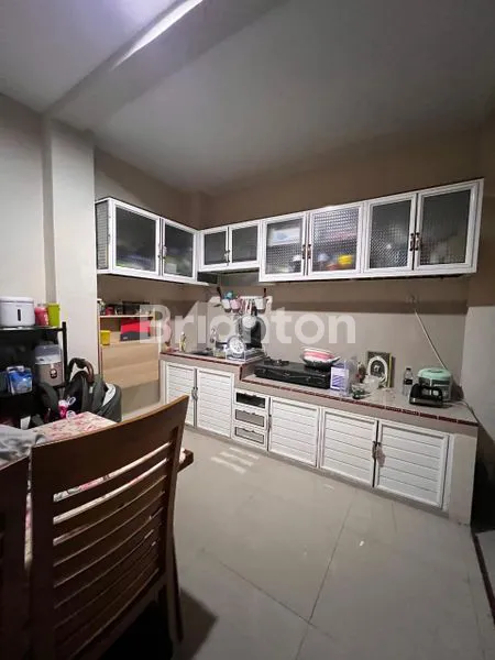 image RUMAH SIAP HUNI 2 LANTAI SEMI FURNISHED, SURABAYA BARAT  (5)