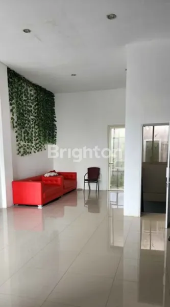 image RUKO 3 LANTAI DI JALAN KALIWARON DEKAT RAYA MULYOREJO SIAP PAKAI COCOK KANTOR  (6)