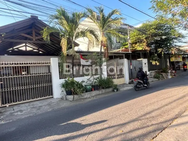 image RUMAH RAYA MANYAR, LOKASI STRATEGIS BEBAS BANJIR, DEKAT GALAXY MALL, DEKAT RAYA MERR  (2)