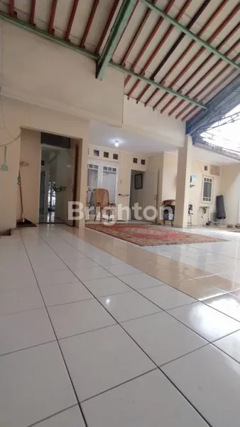 image RUMAH LUAS COCOK UNTUK KELUARGA BESAR (3)