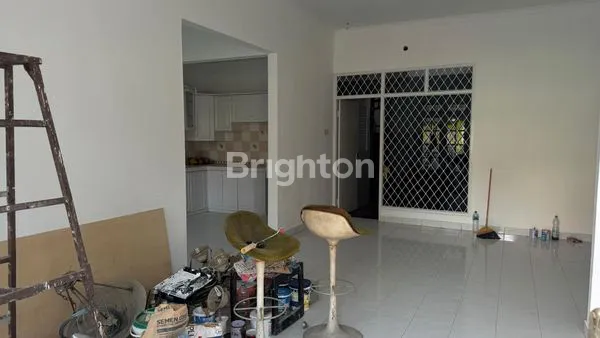 image DIJUAL RUMAH SEMARANG ATAS PERUMAHAN SRONDOL BUMI INDAH DAERAH BEBAS BANJIR AREA SEJUK DEKAT UNIVERSITAS DIPONEGORO (4)