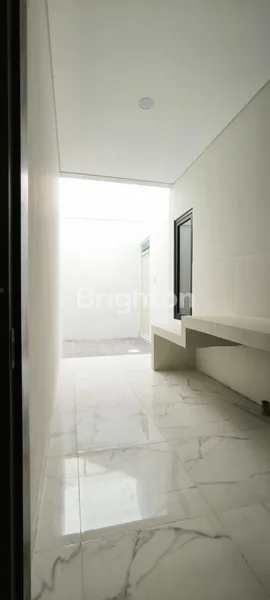 image RUMAH BARU GRESS SURABAYA TIMUR, LEBAK, PLOSO PAKUWON CITY 50 METER JADI JALAN RAYA KENJERAN (7)