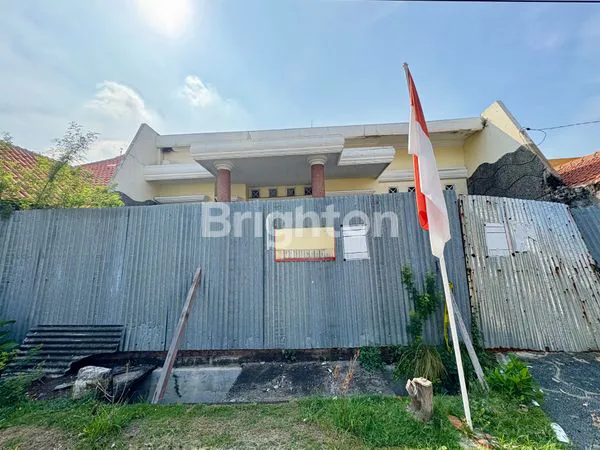 TANAH PREMIUM STRATEGIS 348M² BONUS RUMAH 5KT DI GAYUNGSARI
