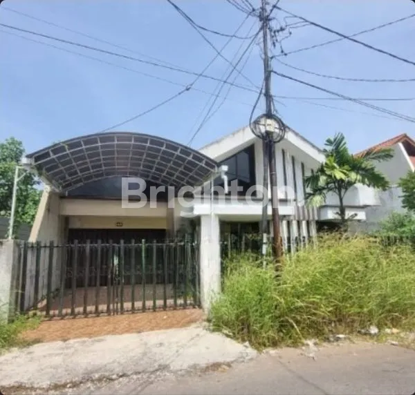 image RUMAH LOKASI STRATEGIS DEKAT GALAXY MALL PAKUWON CITY KERTAJAYA MANYAR KALIJUDAN MULYOSARI SUTOREJO WISMA PERMAI UNAIR ITS DR SOETOMO (1)