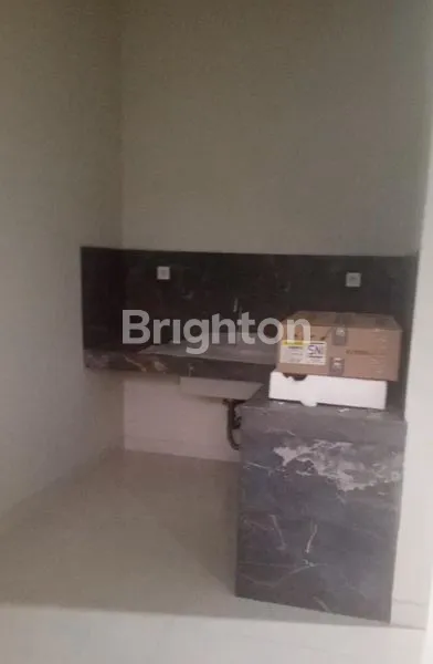 image RUMAH MINIMALIST BARU GRESS DI GADING SERPONG  DEKAT MALL SMS  (8)