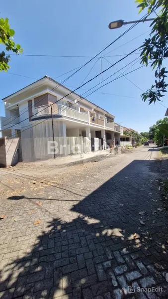 image HUNIAN MEWAH RUNGKUT HARAPAN 2 UNIT  ELEGAN, DAN LOKASI PREMIUM (1)