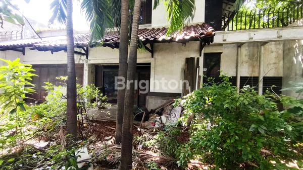 image RUMAH STRATEGIS DI JALAN UTAMA TAMAN GANDARIA 2 LANTAI HITUNG TANAH  (1)