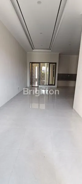 image RUMAH MEWAH 2 LANTAI NGINDEN INTAN DEKAT UNTAG & MERR (2)