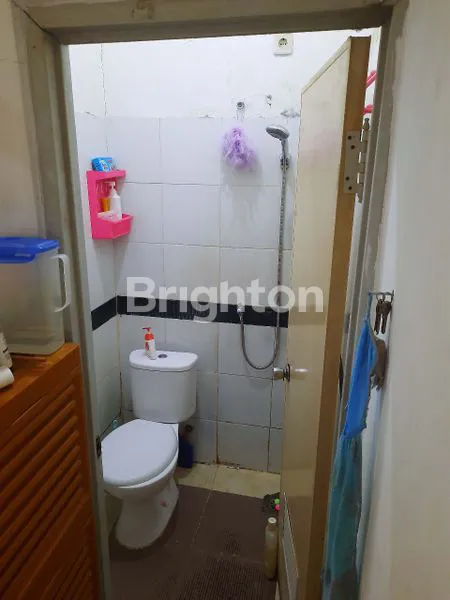 image RUMAH 3,5 LANTAI SHM DI JELAMBAR JAKARTA BARAT (4)