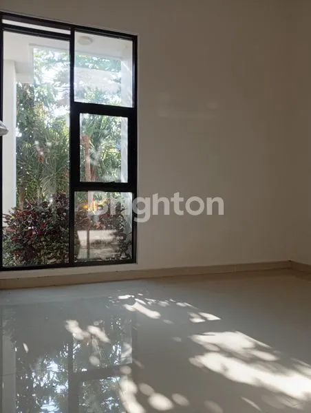 image BUTUH CEPAT LAKU. RUMAH BARU SIAP HUNI (2)