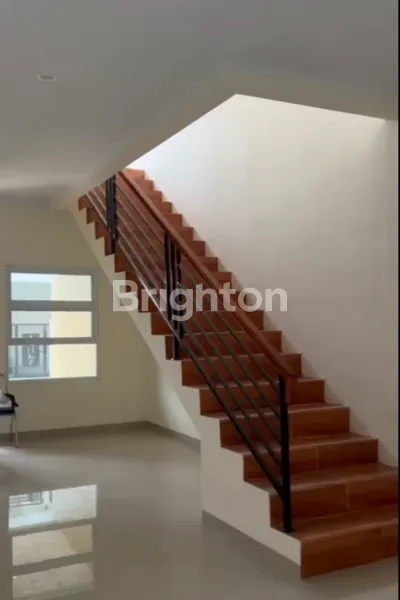 image RUMAH BARU HOOK DOUBLE CARPORT (6)