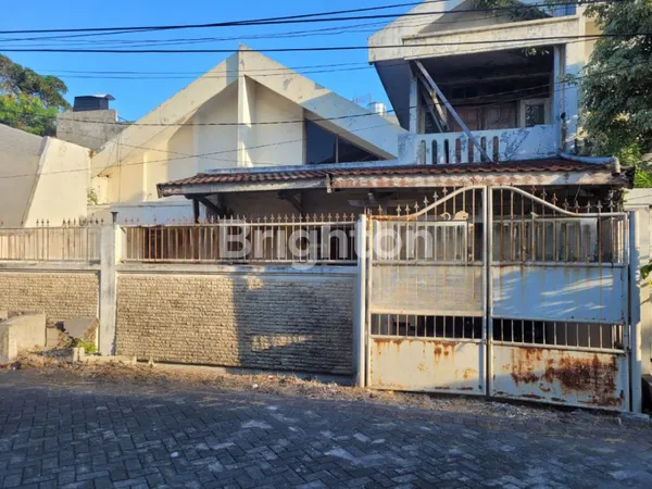 image RUMAH 2 LANTAI MANYAR KERTOADI HITUNG TANAH DEKAT GALAXY MALL DHARMAHUSADA MANYAR KERTOARJO KERTAJAYA INDAH (1)