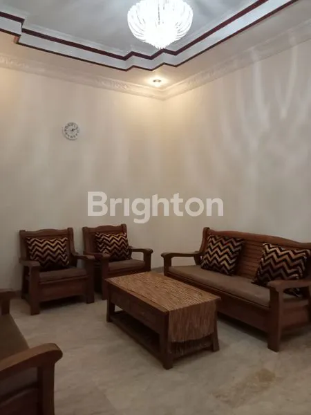 image RUMAH BARAT MALL 2 LANTAI TENGAH KOTA-SOLO (4)