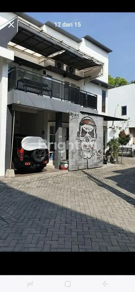 image RUMAH 2 LANTAI SIAP HUNI DI SURABAYA BARAT (1)