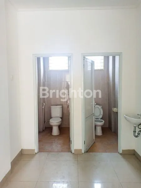 image TURUN HARGA RUKO LANGSUNG BISA DIPAKAI UNTUK USAHA DIJALAN PEMUDA RAWAMANGUN (3)