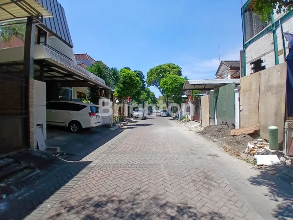 image JUAL RUMAH SHM SIAPHUNI CITRALAND, SURABAYA. (6)