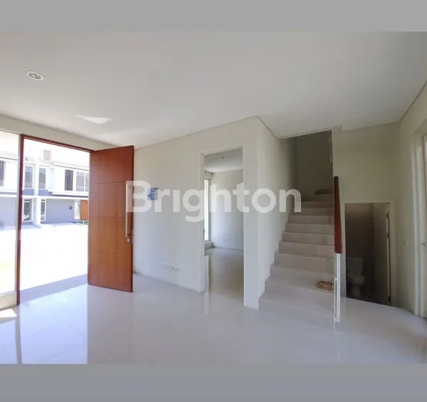 image RUMAH SEMI  FURNISH ! LEBAR 8, KT 3, CITRALAND NORTHWEST PARK, SURABAYA (1)