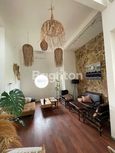 image RUMAH EX CAFE AREA SUDIMORO MALANG (3)