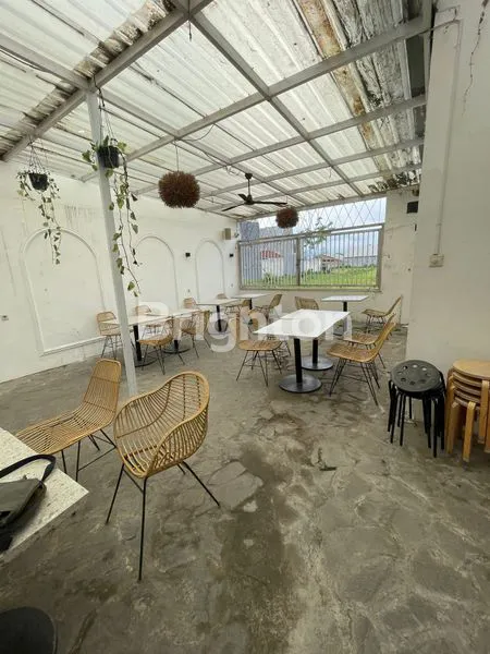 image RUMAH EX CAFE AREA SUDIMORO MALANG (2)
