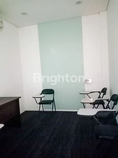 image TURUN HARGA, PROPERTY LANGKA,  DISEWAKAN RUKO SANGAT STRATEGIS DIJALAN PEMUDA RAWAMANGUN (6)