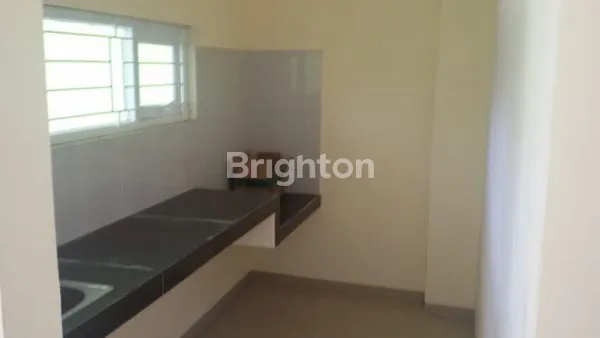 image RUMAH BARU 2 LANTAI PLOSO TIMUR - SHM, 3KT, FREE AC (4)