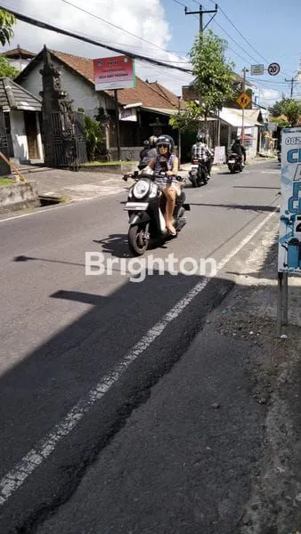 image RUKO STRATEGIS 2 LANTAI DI JALAN RAYA PADONAN, DEKAT PANTAI (2)