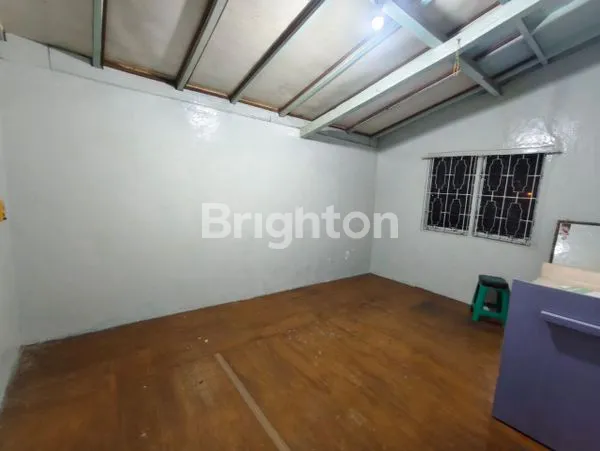 image SEWA RUMAH JL CENIGAN SARI SESETAN  (8)