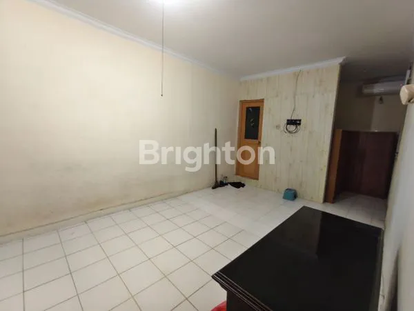 image SEWA RUMAH JL CENIGAN SARI SESETAN  (3)