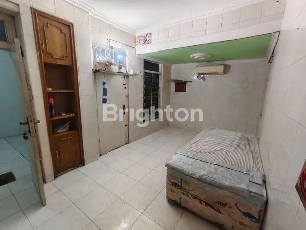 image SEWA RUMAH JL CENIGAN SARI SESETAN  (2)