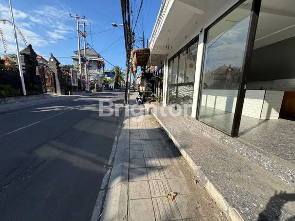 image RUKO DISEWAKAN AREA PREMIUM DI PERERENAN CANGGU BALI (7)