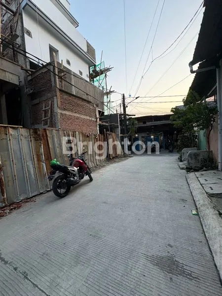 image RUMAH BARU 4 LANTAI DI TELUK GONG JAKARTA UTARA (4)