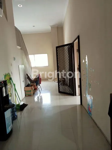 image DIJUAL RUMAH TINGGAL DAN USAHA DI SOLOBARU, HANYA 70 METER DARI PAKUWON MALL SOLOBARU, SUPER ISTIMEWA (6)