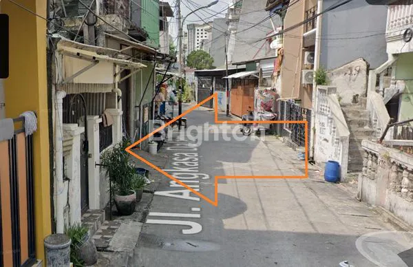 image TURUN HARGA DIJUAL CEPAT RUMAH 1,5 LANTAI  HUNIAN DI TENGAH KOTA JAKARTA SANGAT MURAHHH LOKASI DI KEMAYORAN - GUNUNG SAHARI (1)