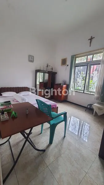 image RUMAH CANTIK DAN TERAWAT DI DAERAH IKAN\" KOTA MALANG (4)