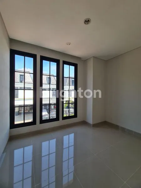 image RUMAH DI WHITE HOUSE DIAN ISTANA (2)