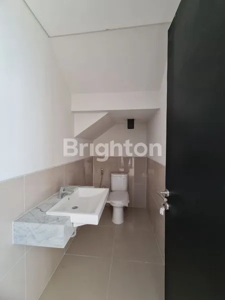 image RUMAH DI WHITE HOUSE DIAN ISTANA (3)