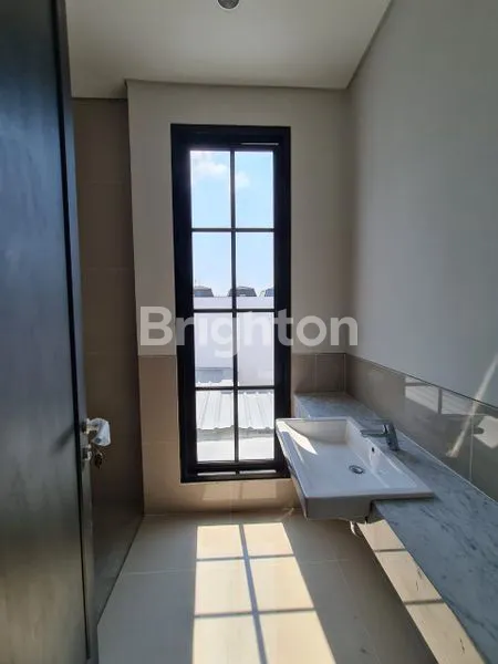 image RUMAH DI WHITE HOUSE DIAN ISTANA (5)