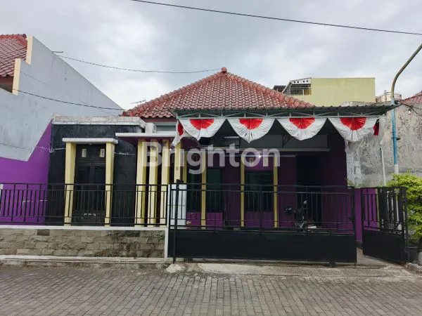 image RUMAH ASRI SIAP HUNI DI PERUM TIRTOMADU BLITAR (1)