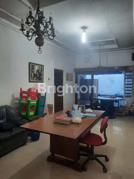 image \UD83C\UDFE1 RUMAH MEWAH DARMO PERMAI SELATAN, LOKASI STRATEGIS & EKSKLUSIF (2)