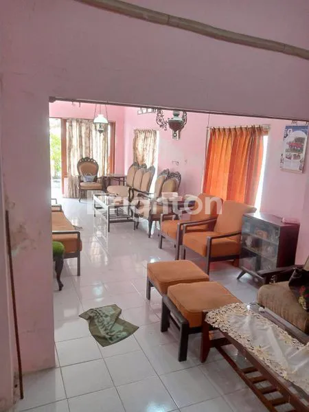 image RUMAH STRATEGIS TENGAH KOTA SURABAYA (1)