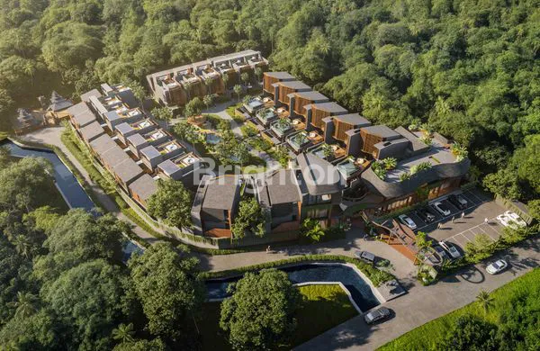 image VILLA LUXURY PREMIUM CLASS AND COMERCIAL SPACE IN SEMINYAK AREA TOURIST HIGH OCCUPANCY RATE FOR INTVESTMENT!! (2)